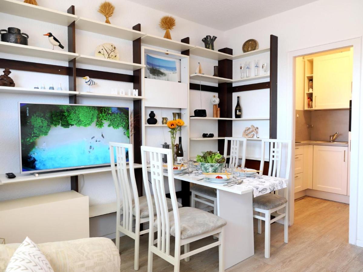 Einfaches 2-zimmer-appartement Mit Balkon.